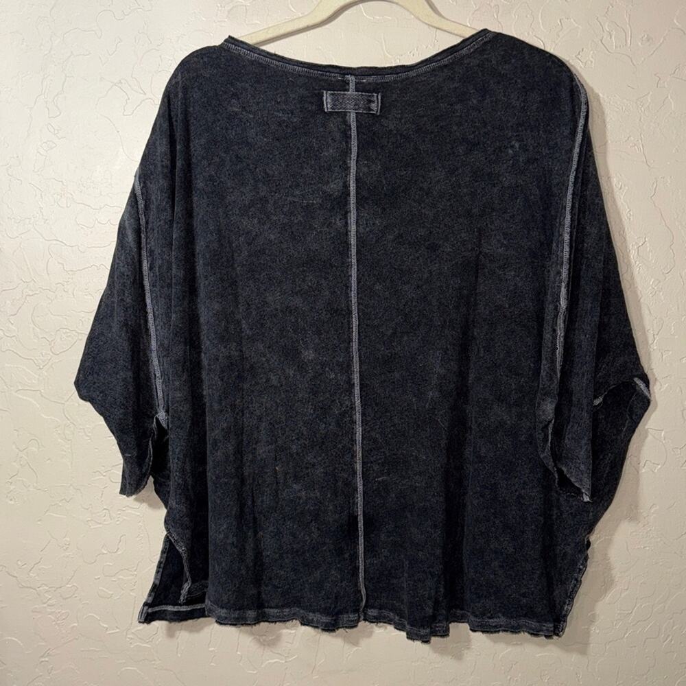we the free free people fist Base oversized Henley Top gray size small - Picture 5 of 8